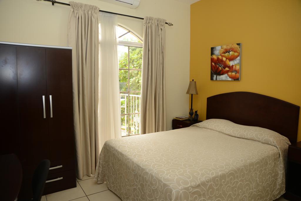 סן פדרו סולה Hotel San Juan חדר תמונה